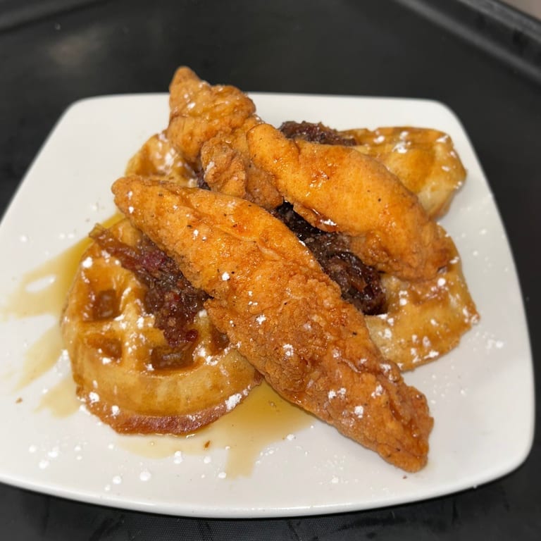 Delicious Chicken and Waffles: A Brunch Favorite